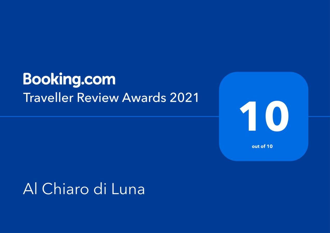 Al Chiaro Di Luna 2*